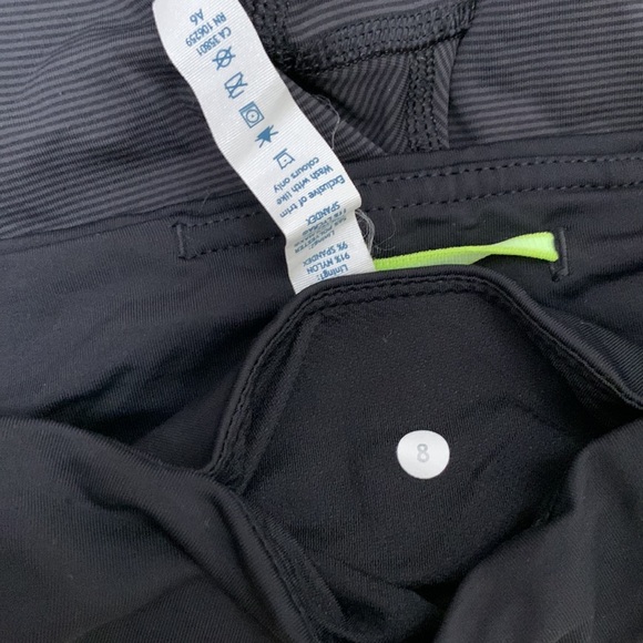 Lululemon Cut the Crop Legging with Pockets in Wee Stripe/Black. Size 8 - Picture 15 of 15